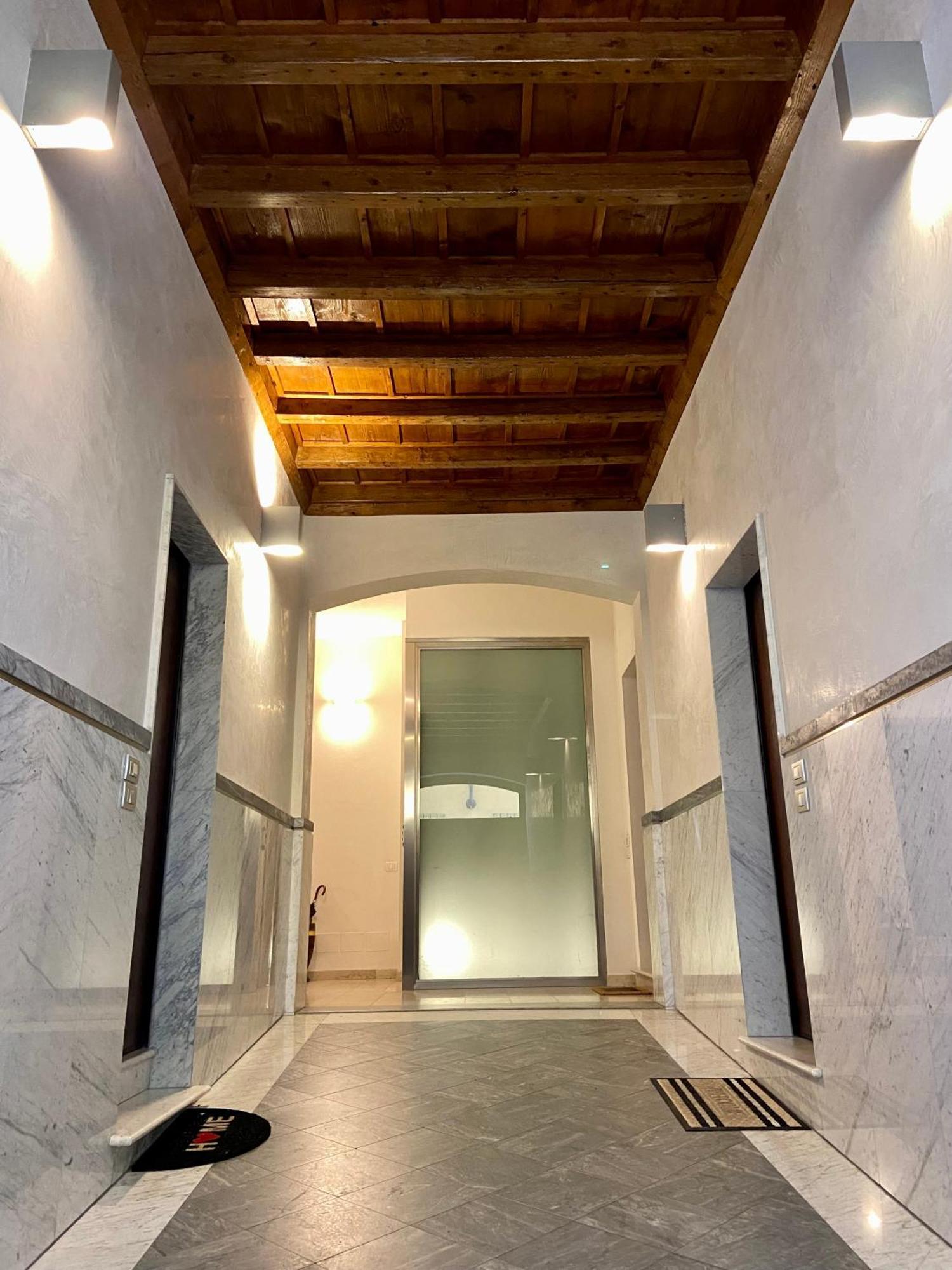 Residenza Corrado By Almanova Residenze Appartement Mantua Buitenkant foto